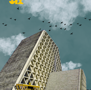 پەرستگای مۆنتی گریسا دەکەوێتە سەر فەلاتی کارست، ٣٠٠ مەتر لە سەرووی ترێستەوە