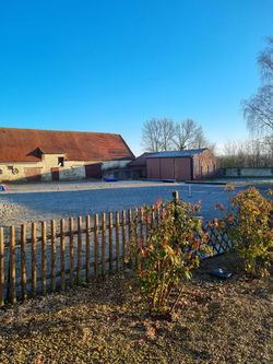 Terrain en extérieur