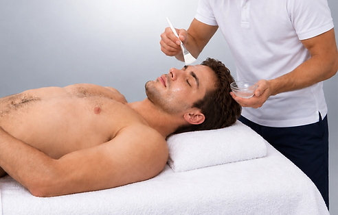Gezichtsbehandeling voor mannen bij Body Care voor Mannen in Amsterdam Oud West.