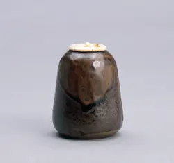 撫肩小茶入(五代・長岡住右衛門貞政)