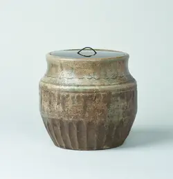 櫛目文矢筈口水指(古楽山)