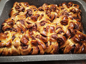 עוגת פרחי שוקולד (שמרים)