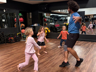 B-Boys & B-Girls in Newport Beach