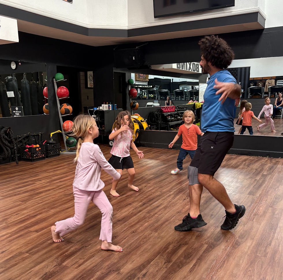 B-Boys & B-Girls in Newport Beach