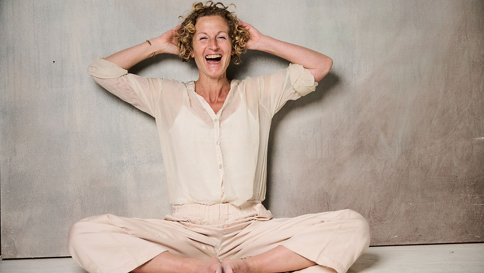 LIVING:BODY YOGA+