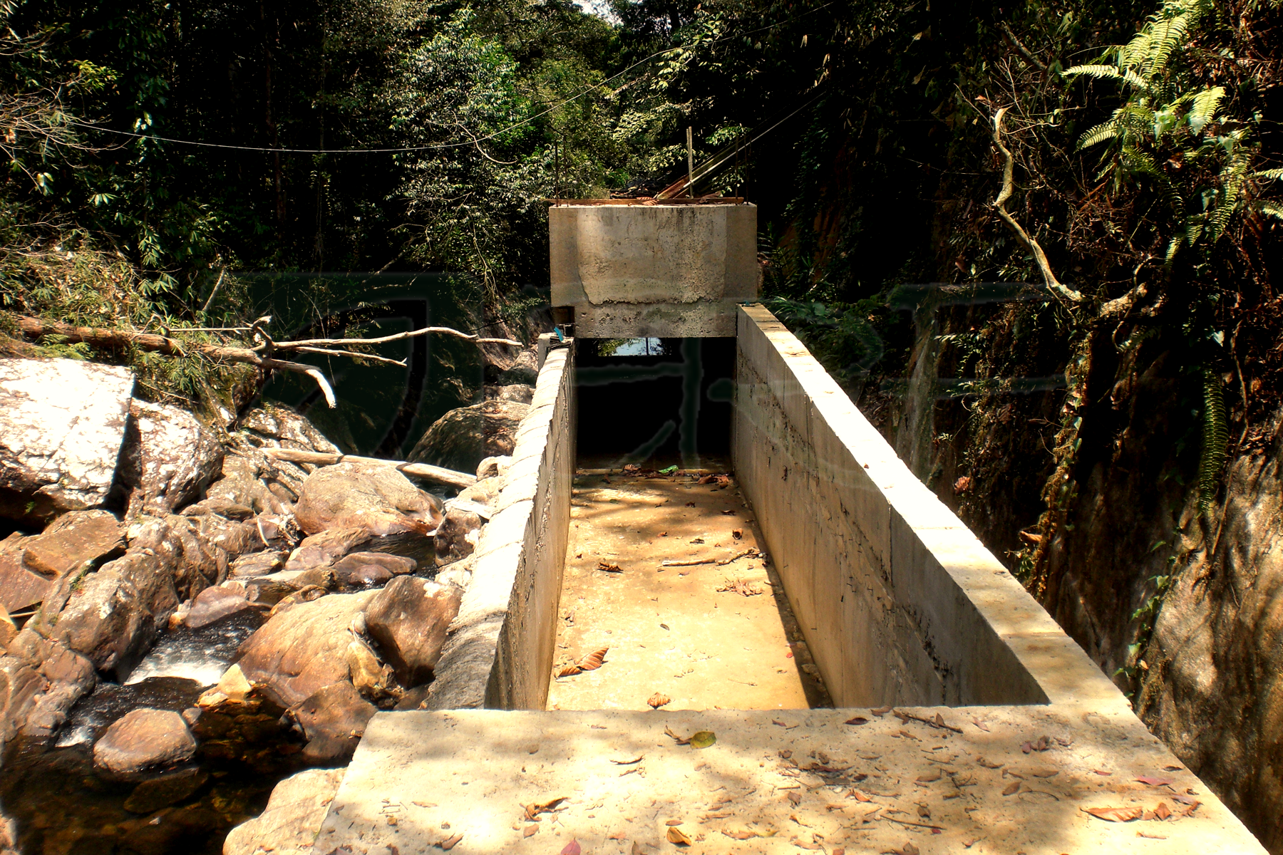 Mini hydro power plant in Koskulana