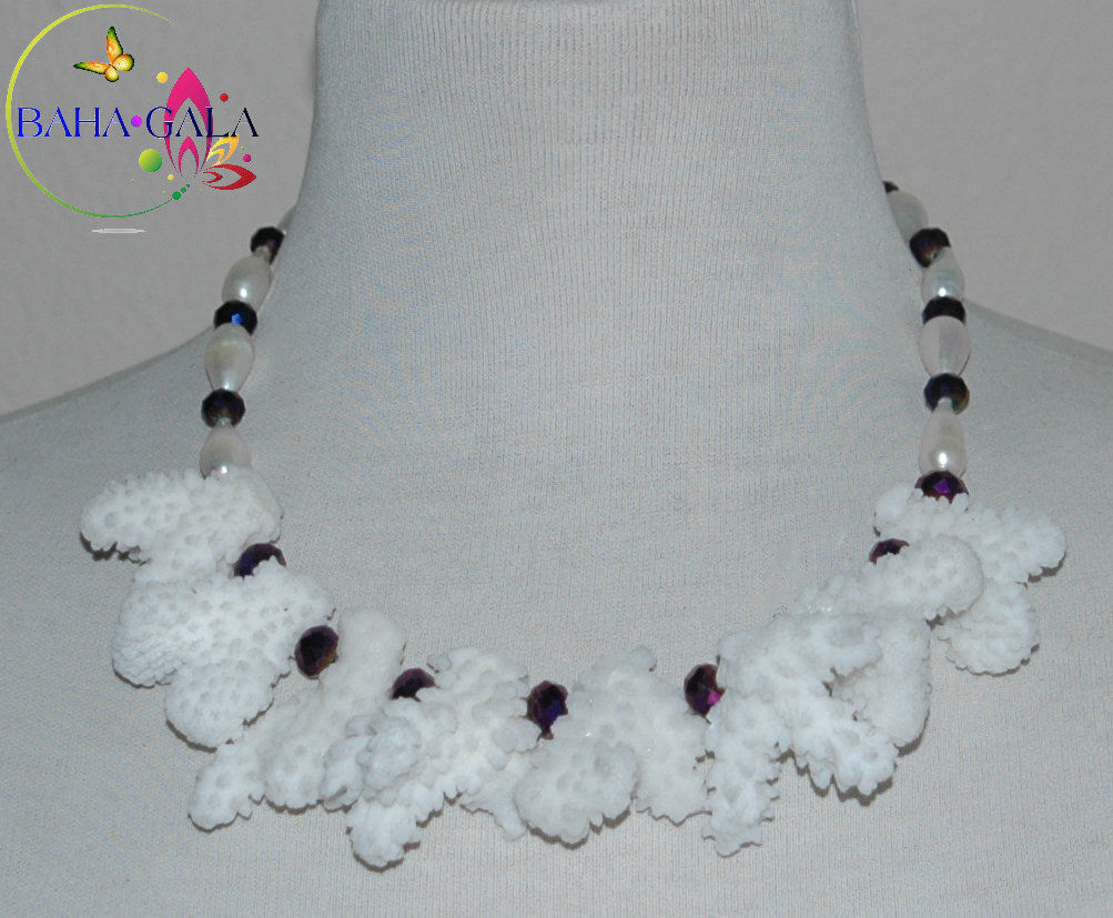 White Faux Coral & Freshwater Pearls Necklace & Earring Set.