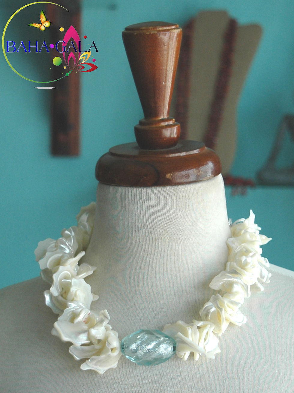 Thumbnail: Ivory Mother of Pearl Necklace & Earring Set.