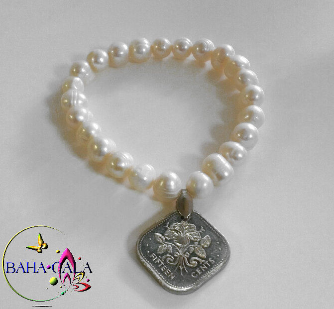 Thumbnail: Lovely $0.15 Cent Coin Freshwater Pearl Necklace, Bracelet & Earring Set.