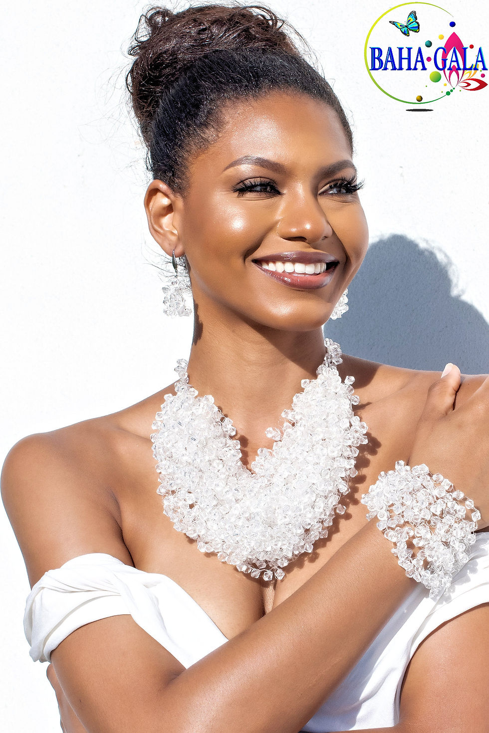 Thumbnail: Gorgeous Floating Multistrand Crystals 3-Piece Necklace Set.