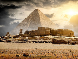 Velká pyramida, nebo velká elektrárna? Staří Egypťané možná znali elektrický proud!