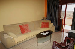 400747_596822750329495_24368797_n - Kopi.jpg