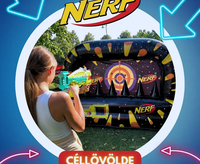 Gyerekek játszanak egy bérelhető Nerf céllövöldében egy rendezvényen.