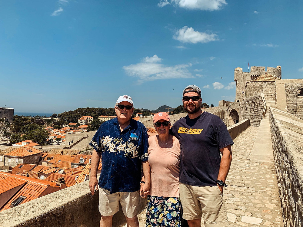 With Jeanne and Moe on the walls