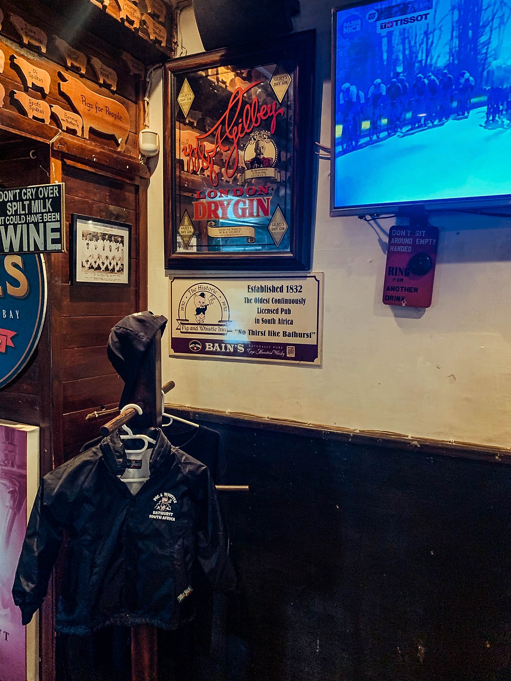Oldest continuously licensed pub in South Africa - and a plaque to prove it!