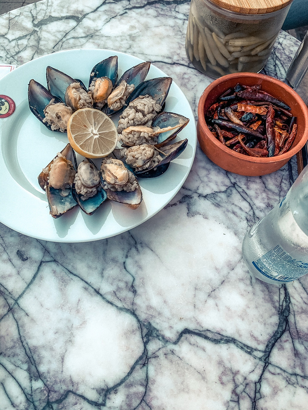 A plate of Turkish mussels