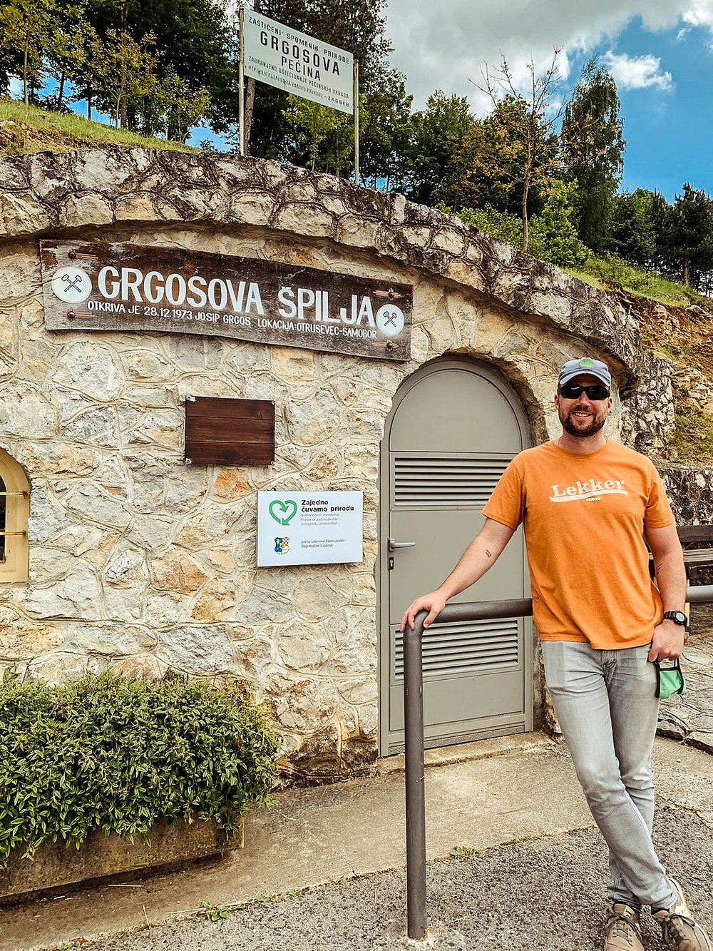 Waiting to tour the Grgosovo Caves