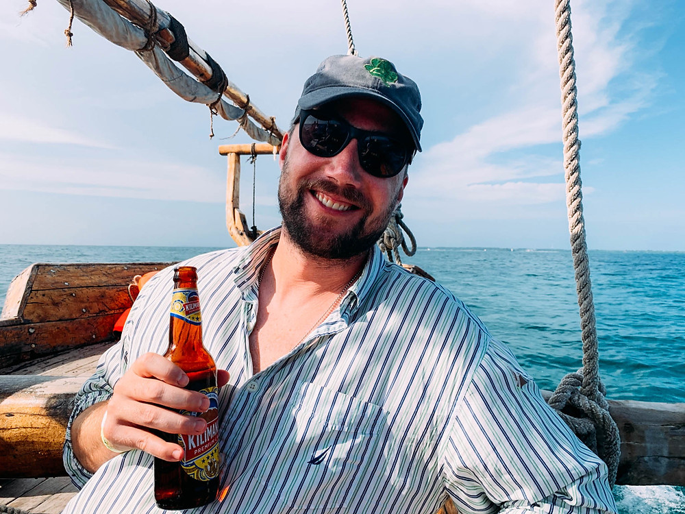 An expat? Hemingway? Definitely neither!