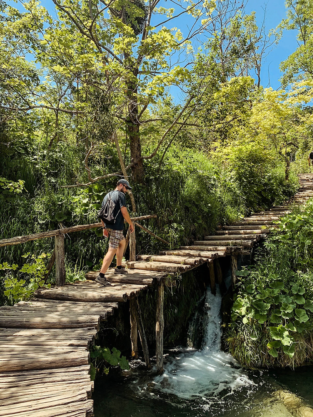 Strolling along the miles of wooden boardwalks in Plitvice