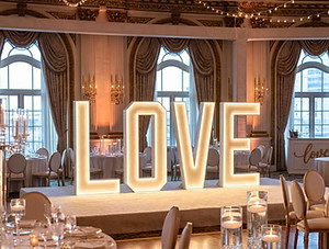 LED LOVE Buchstaben