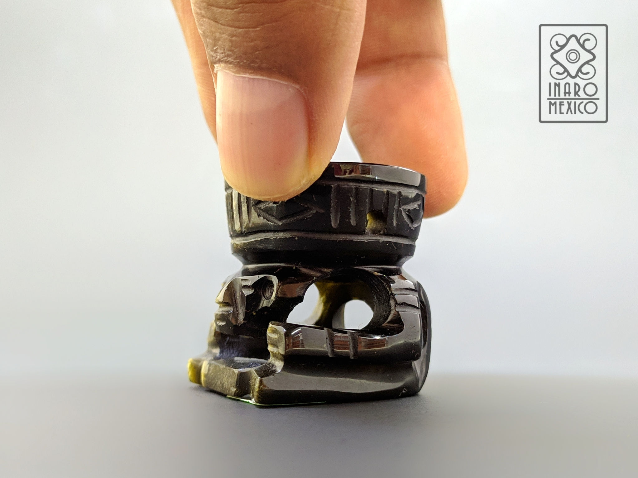 Huehueteotl, dije de obsidiana dorada