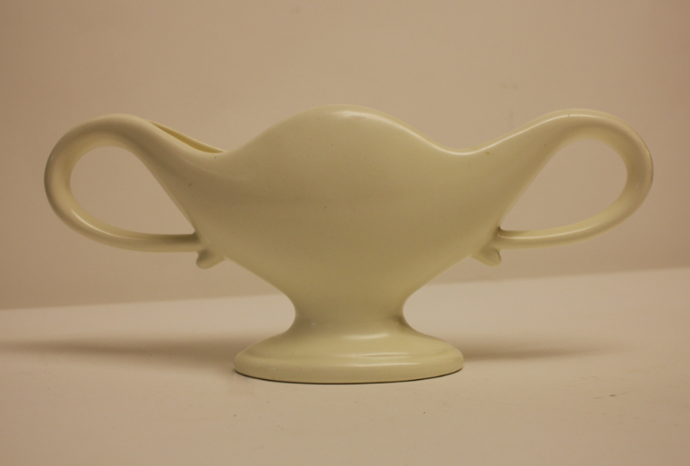 Thumbnail: Constance Spry Mantle Vase