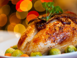 Celebrate Thanksgiving With Your Chosen Family: Friendsgiving