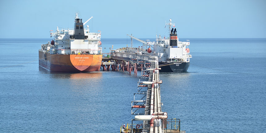 Sulfuric acid cargo tanker loading at port | Representing Interacid Group’s global trade and logistics network