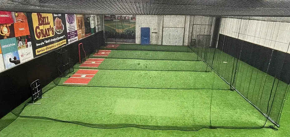 Roc_Location Turf 5 Cage View.webp