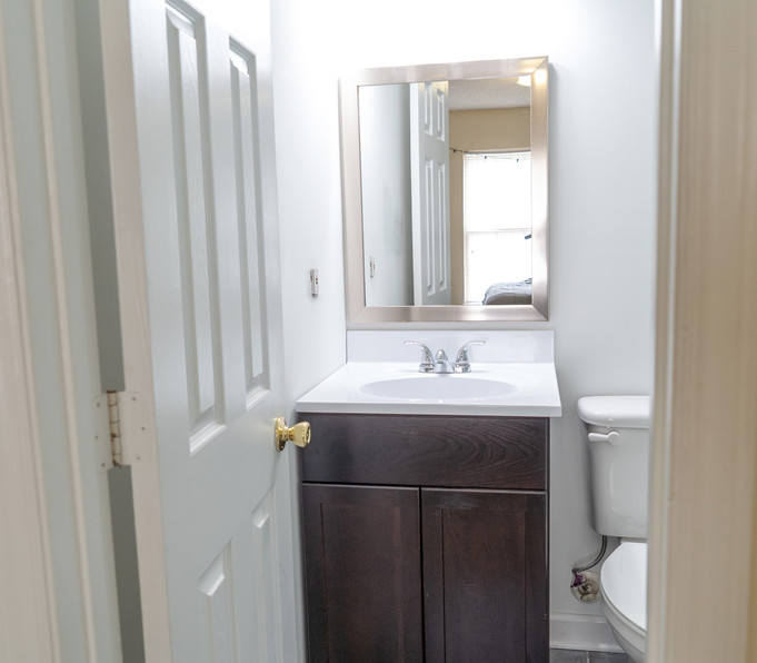 Reynolds Place Apartments Rentals Near UNCG University Property