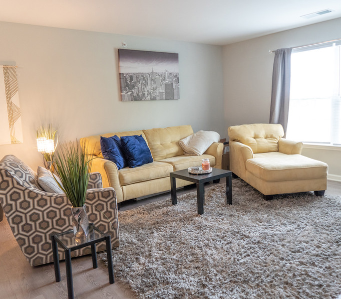 Reynolds Place Apartments Rentals Near UNCG University Property