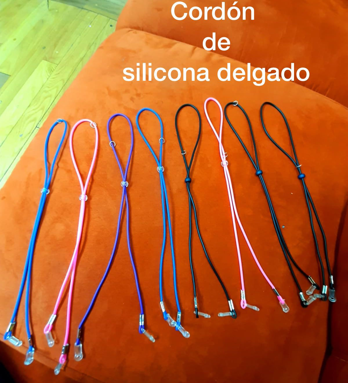 Cordón de silicona delgado