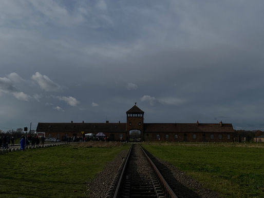 Bildungsfahrt nach Krakau und Auschwitz: Eine Reise durch Geschichte und Gedenken