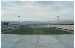 زمین چمن مجموعه ورزشی شهرک توحید و سکوی تماشاچیان 001