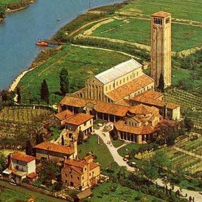 the-basilica-of-santa-maria-assunta-in-torcello-venice-italy_q640.jpeg