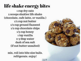 Almond Chocolate Chip Energy Bites