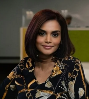 Portrait of Sharm Siva, leadership coach and trainer at Lead Smarter