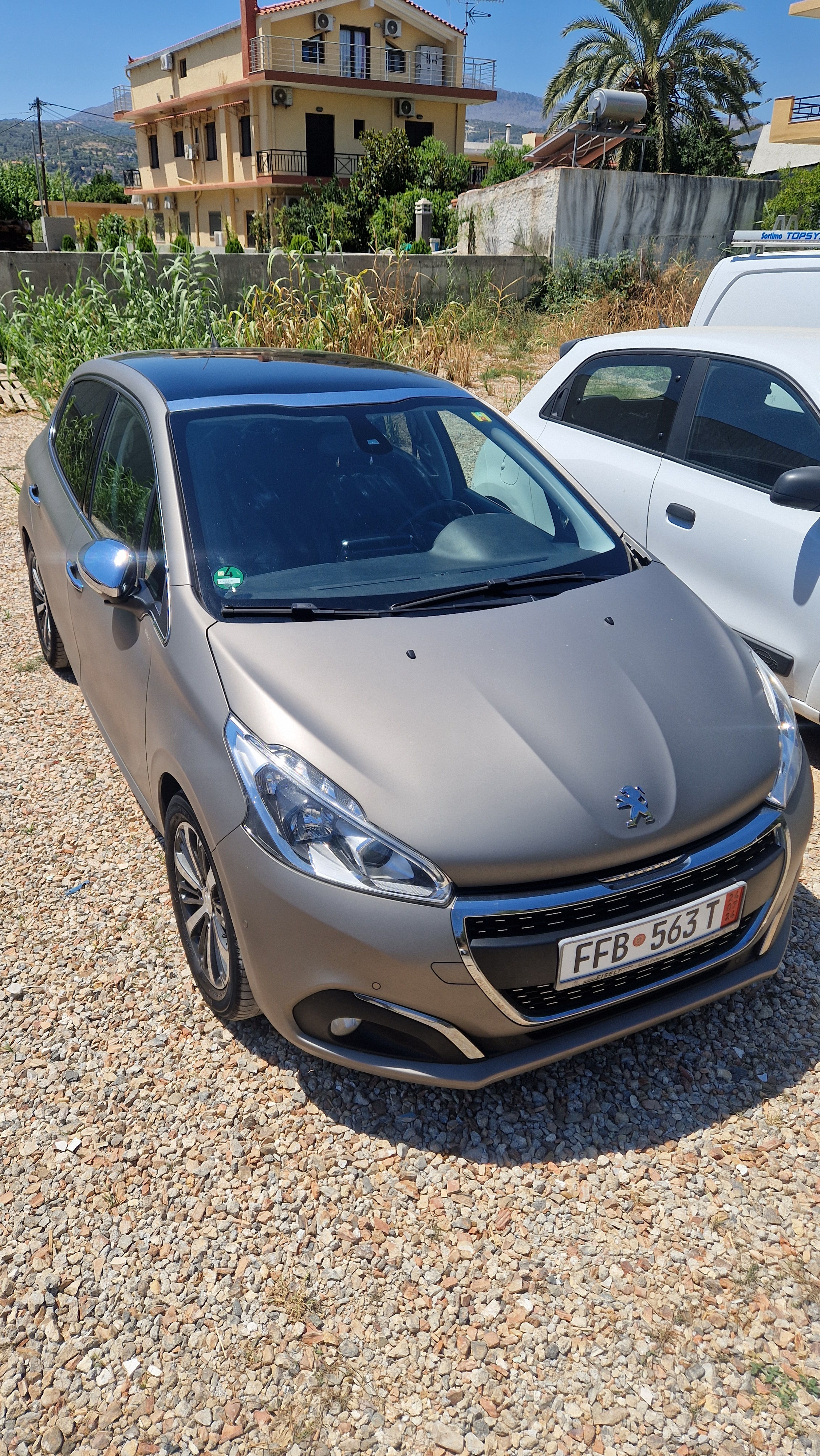 Peugeot 208 2015