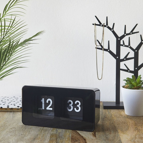 Flapper Clock FLIP CLOCK | FABRICA FEATURES