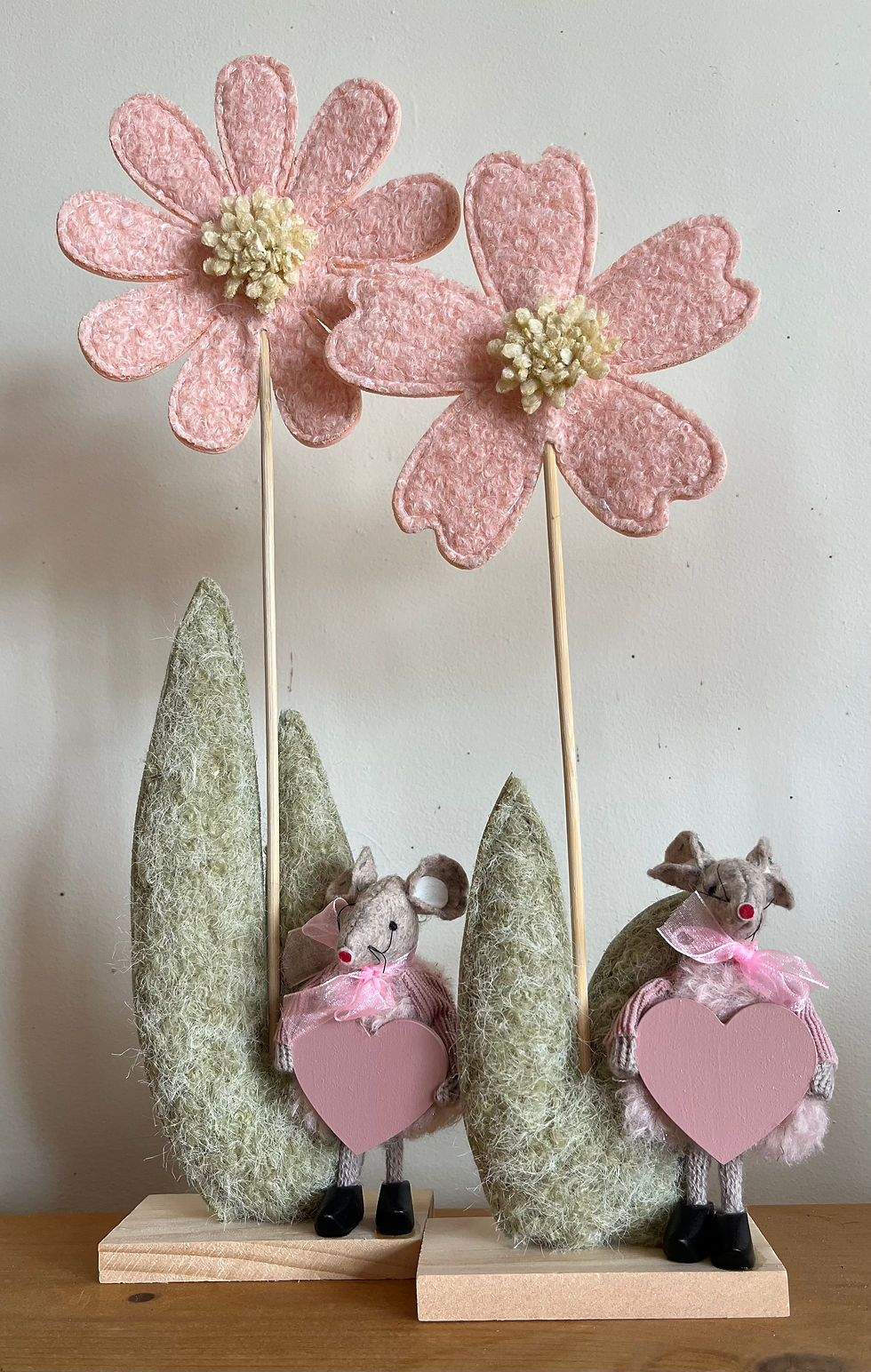 Thumbnail: Pink Felt Flower