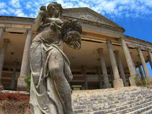 El Coliseo del Negro Durazo
