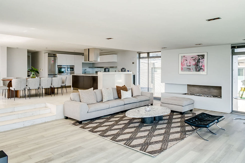 Thumbnail: 5-Bedroom Luxury Retreat in Bakoven