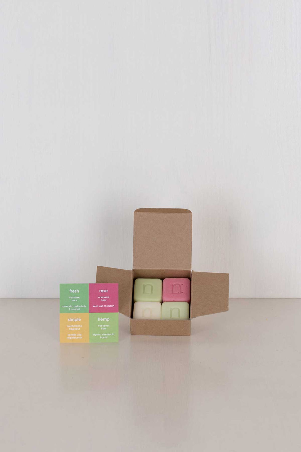 Miniaturbild: Cubed Set SHAMPOO