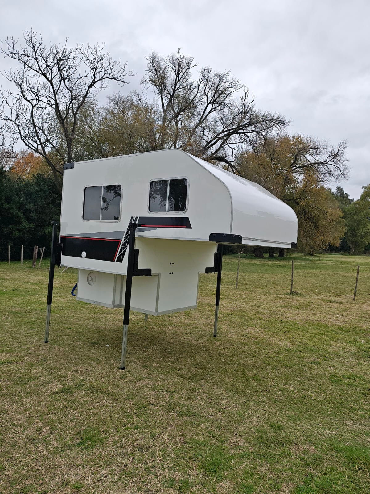 Camper realizado en fibra 