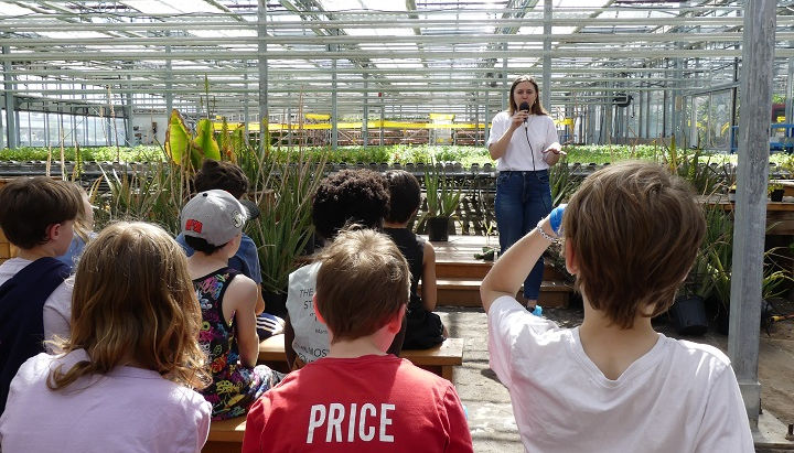 Les Visites Scolaires Environnementales (VSE) : Sur les toits des fermes Lufa !