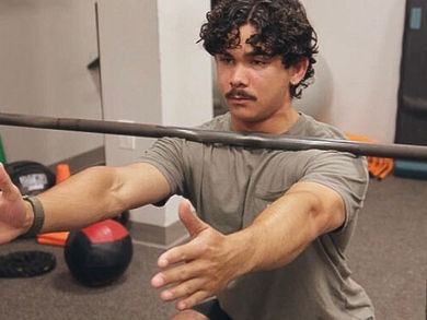 3 Grip Variations For The Front Squat