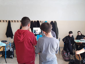 Riflessi - IC Papa Giovanni XXIII - Capozzi Galilei, Classe 2A - Valenzano