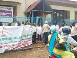 Sud-Kivu : les professionnels de la santé veulent la bancarisation de leur salaire et prime de risque