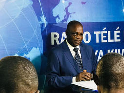 Sud-Kivu : Basengezi Katintima compte sur les jeunes et les femmes pour développer la province