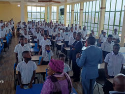 Sud-Kivu : 161 989 finalistes du primaire participent à l'ENAFEP sur toute l'étendue de la province.